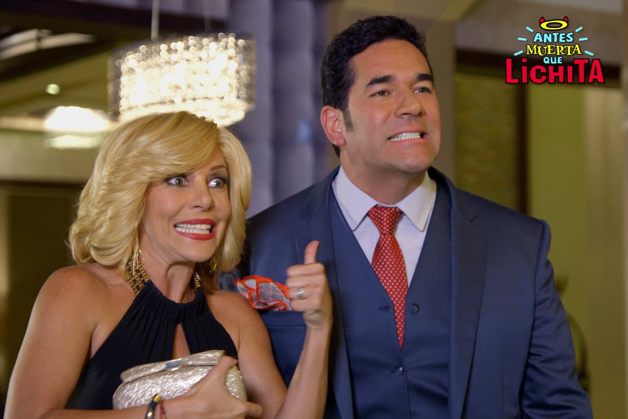 Augusto le propone ayudar a Luciana a limpiar su reputación a cambio de que deje en paz a Alex.