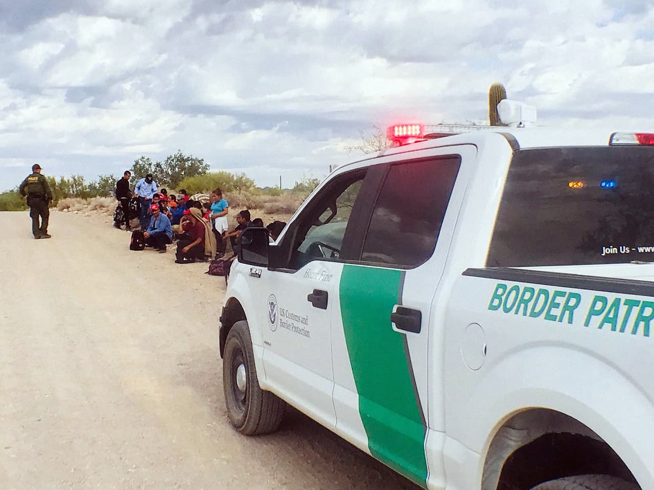 Las llegadas masivas de migrantes en esta región, en
<b>la frontera entre Sonoyta, Sonora y Lukeville, Arizona, </b>comenzaron a mediados de año.