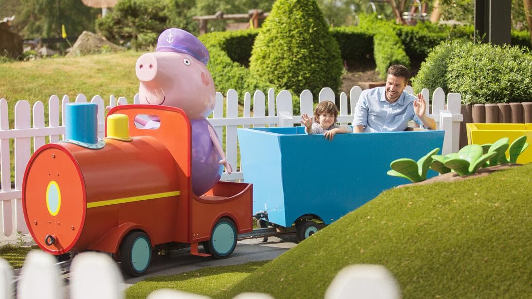 No se ofrecieron detalles sobre el motivo que llevó a la posposición de la apertura del parque en Texas.