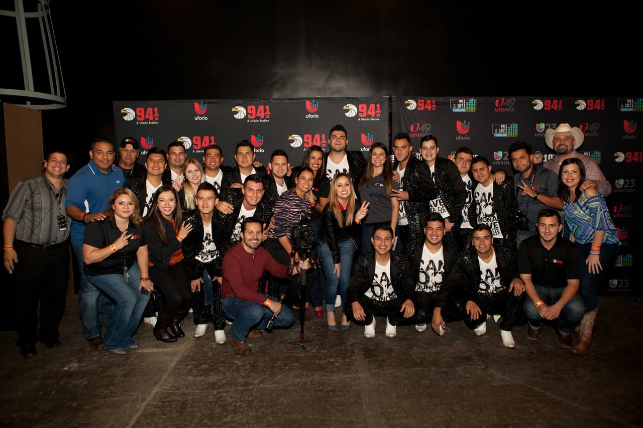 Con la 'Bandononona Clave Nueva' y 'La Séptima Banda' en -The Bomb Factory-