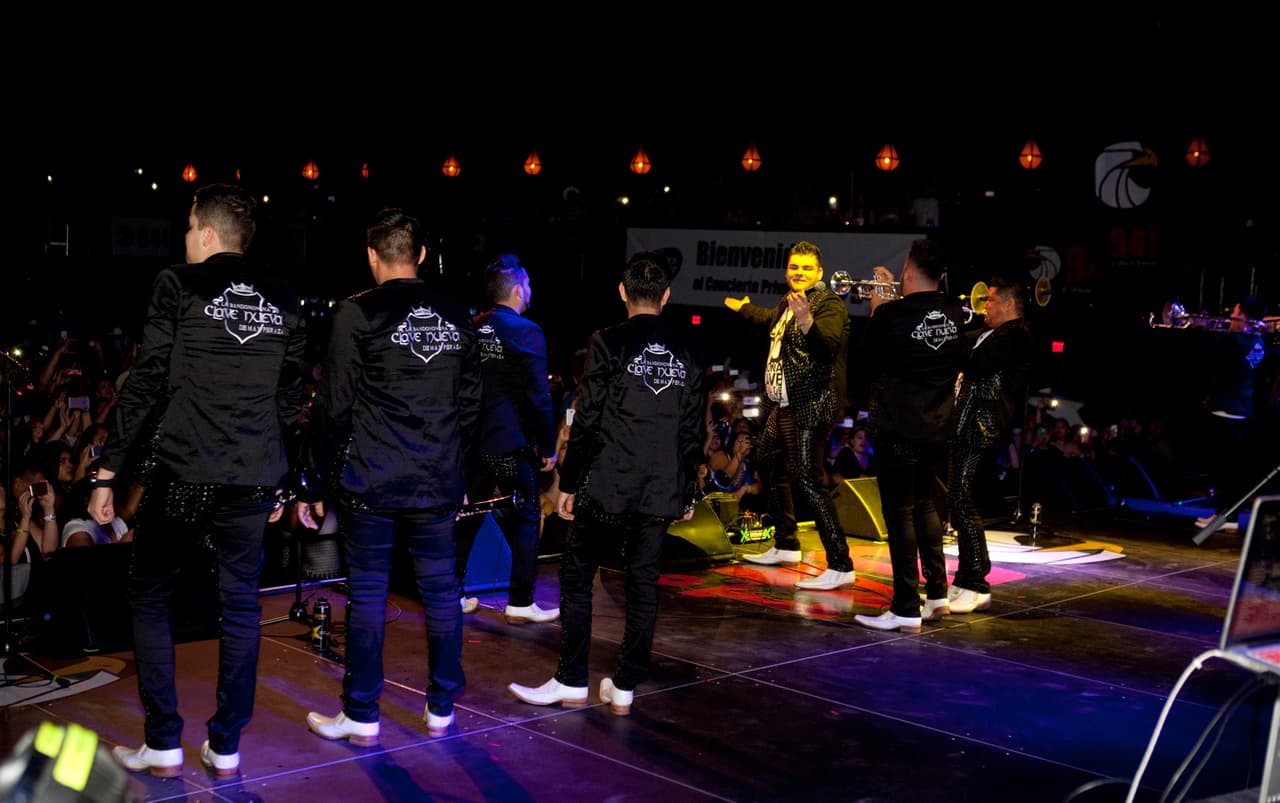 Con la 'Bandononona Clave Nueva' y 'La Séptima Banda' en -The Bomb Factory-