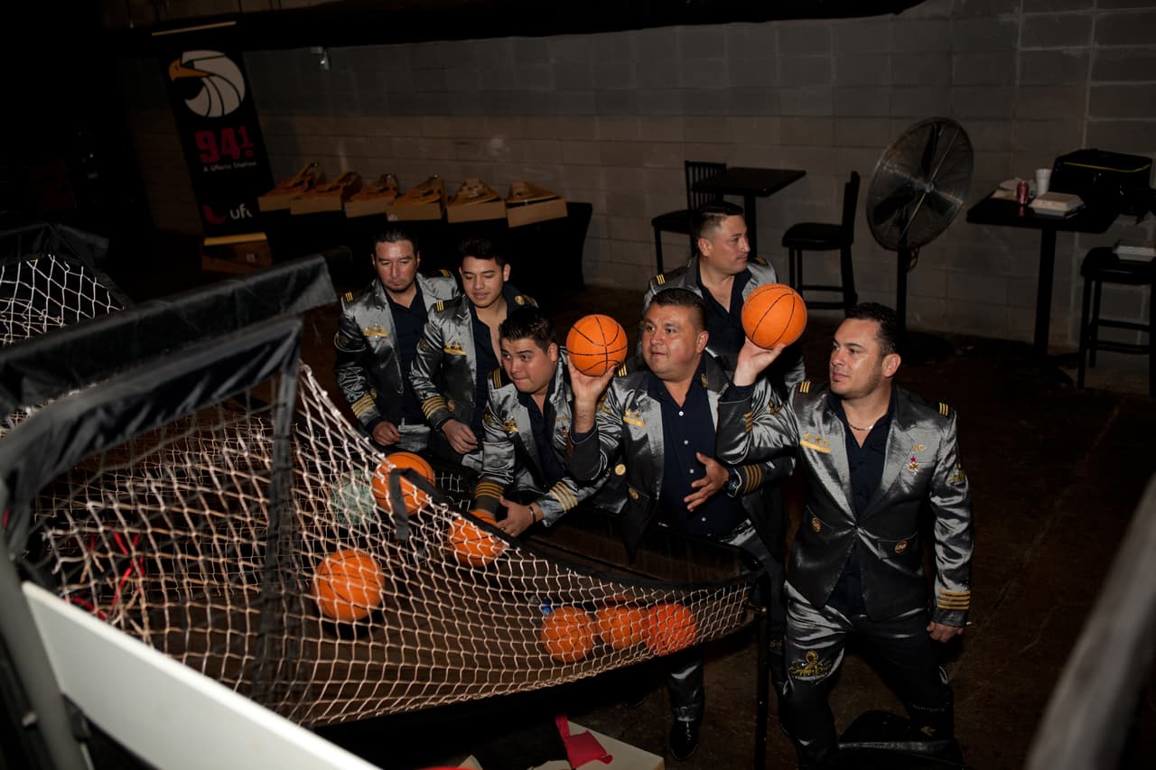 Con la 'Bandononona Clave Nueva' y 'La Séptima Banda' en -The Bomb Factory-