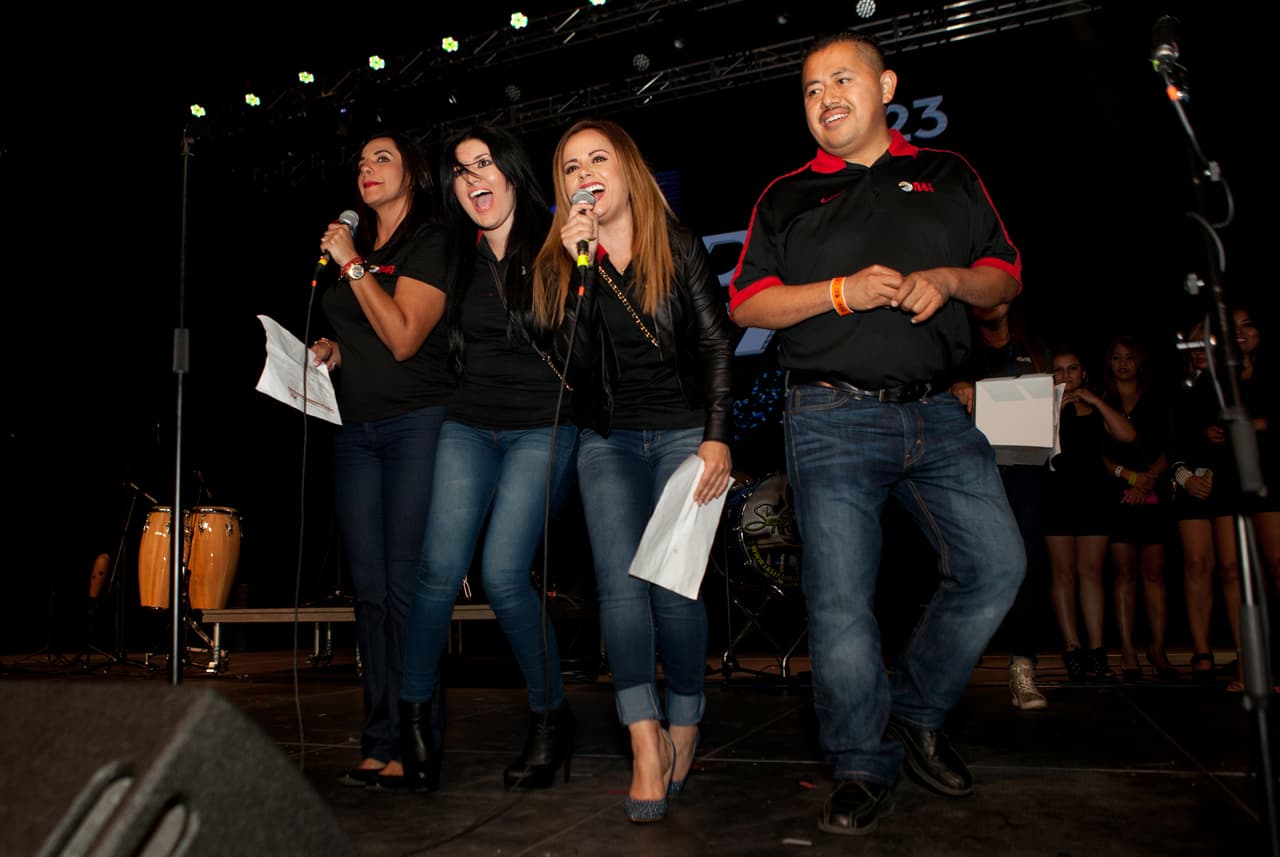 Con la 'Bandononona Clave Nueva' y 'La Séptima Banda' en -The Bomb Factory-