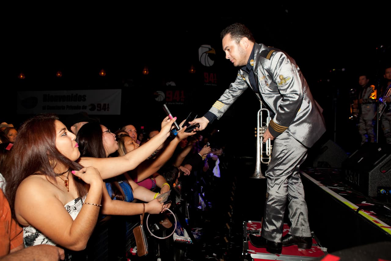 Con la 'Bandononona Clave Nueva' y 'La Séptima Banda' en -The Bomb Factory-