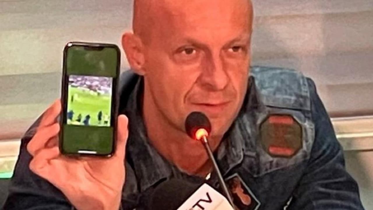 Árbitro de la Final afirma que un gol de Francia igual pudo invalidarse