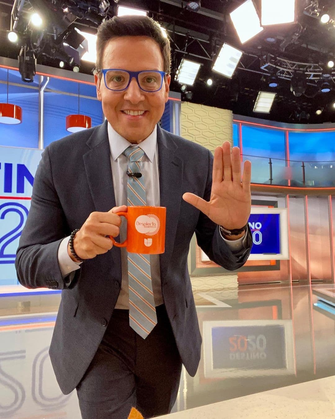 Y con la enseñanza de Raúl González, de vivir un día a la vez, nos despedimos por esta semana, esperando este recuento te fascine tanto como a nosotros hacerlo, y con la esperanza de seguir juntos sin que ninguna pandemia nos separe.