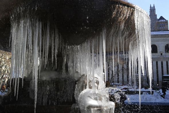 Toda la costa este de Estados Unidos se vio cubierta de nieve, con excepción de Miami. Esta ha sido una fuerte temporada de frío para buena parte del país.