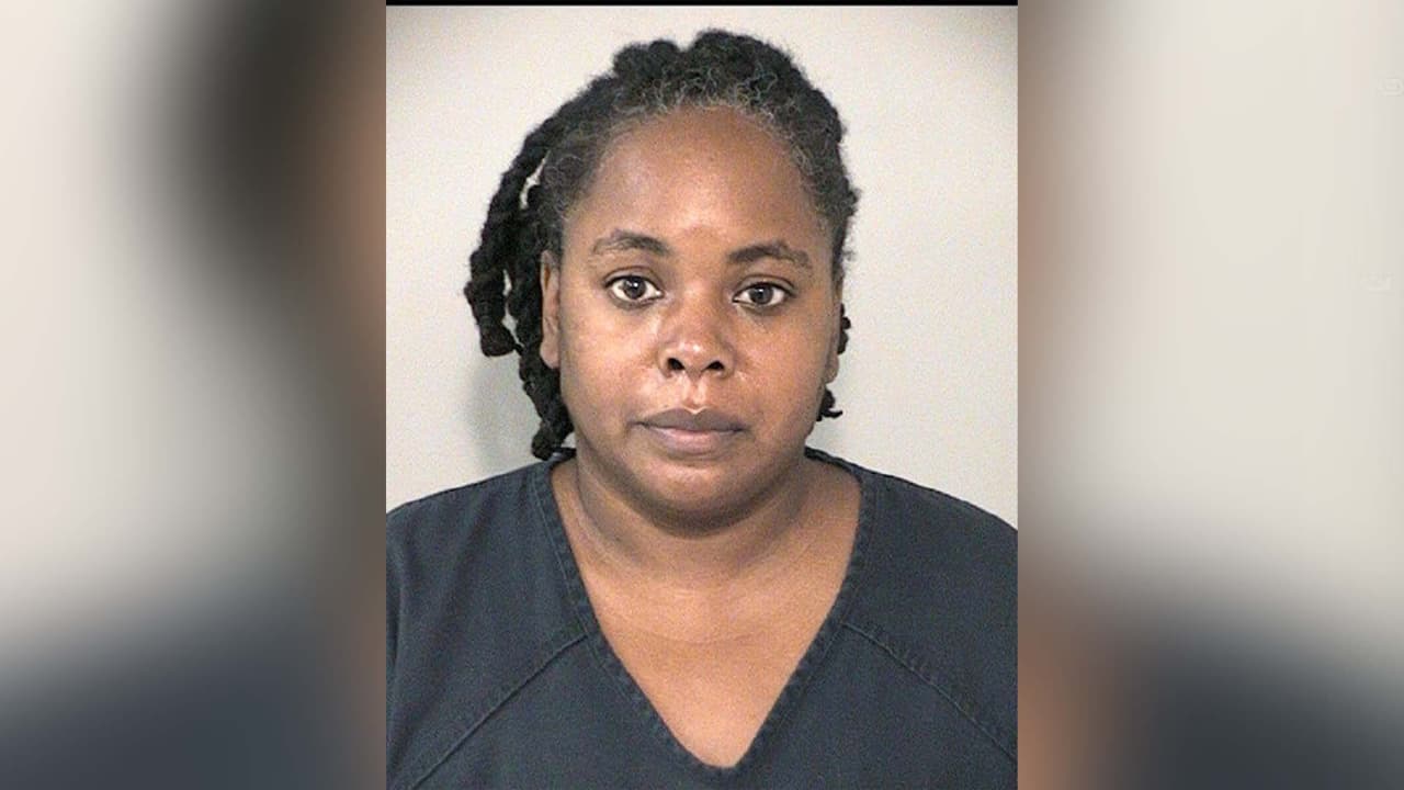 Por abuso sexual a una chica de 13 años, condenan a 30 años a una residente de Houston