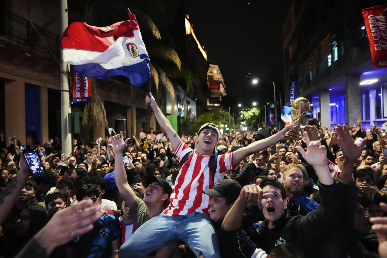 Presidente de Paraguay decreta feriado nacional tras la victoria sobre Alemania