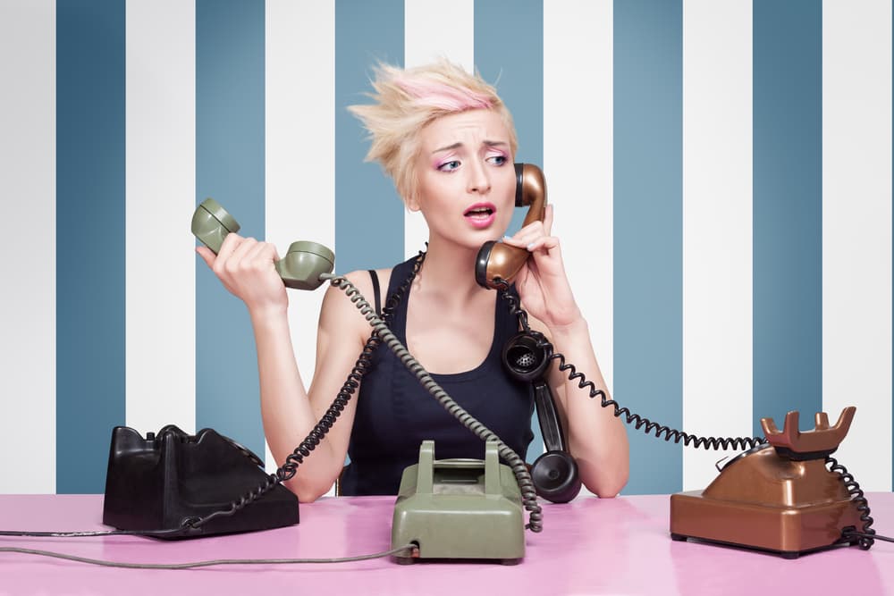 <b>Tauro</b>
<br>¿Problemas de comunicación? No creas al pie de la letra todo lo que escuches ya que posiblemente esa persona está actuando despechada o celosa y no sea cierto lo que te está refiriendo. Estás en medio de una actitud receptiva ante las situaciones de inestabilidad en tu entorno y tiendes a exagerar las cuestiones, así que trata de ponerlo todo en su justo medio.
<br>