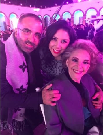 Katya ya se ganó el cariño de su suegra, doña Cuquita.