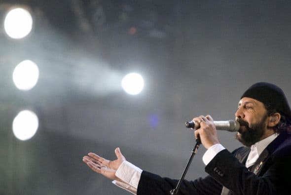 6. Y la gloria musical la alcanzó al lanzar su disco titulado 'Bachata Rosa', del año 1990.