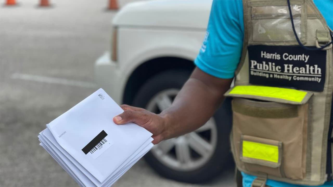 Los 100 dólares serán entregados en efectivo y no se necesita ser ciudadano o residente, ni mostrar un seguro de salud.