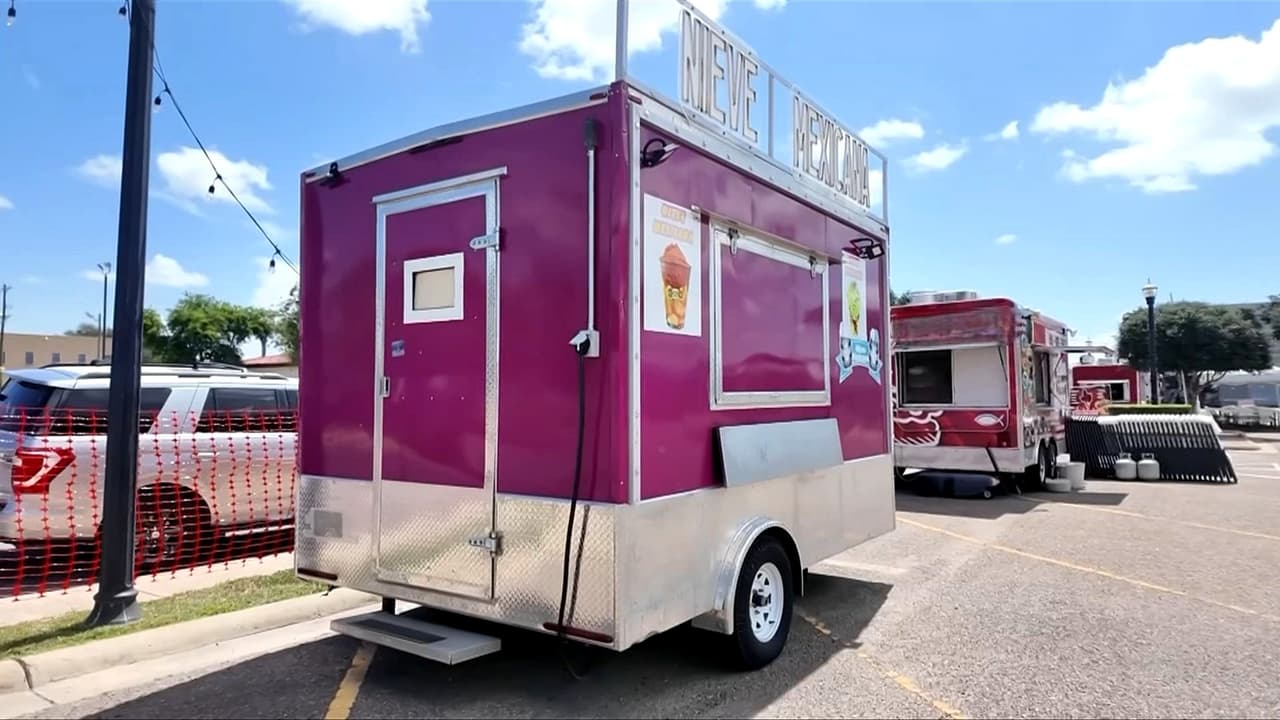El dilema de los Food Trucks texanos: Cambios amenazan con desaparecer algunos negocios sobre ruedas