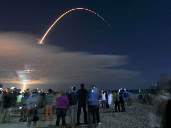 Testigos del reciente despegue del Atlas V, desde Cabo Cañaveral, publicaron algunas fotos del espectáculo visual que ofreció.