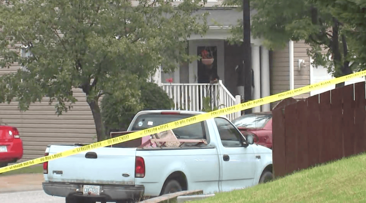 El incidente ocurrió alrededor de las 11 am en Clayton, NC.