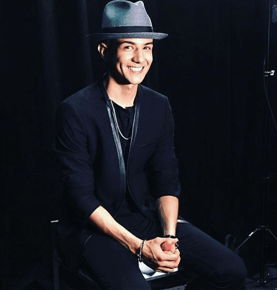 Algo que pocos saben es que Luis Coronel practicó boxeo durante la adolescencia, ya que es una de sus grandes pasiones.