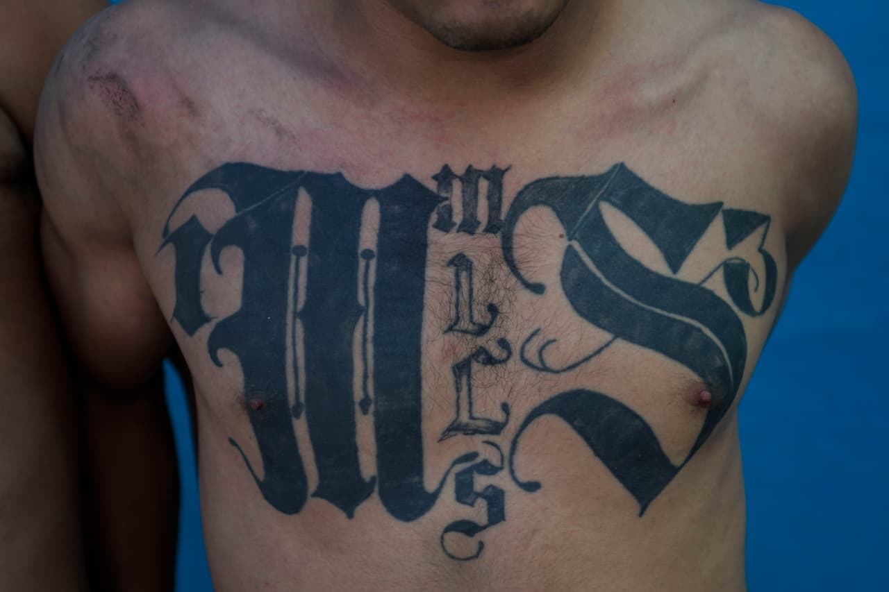 "Merezco ser castigado": la carta que un jefe de la MS-13 escribió a la familia de su víctima