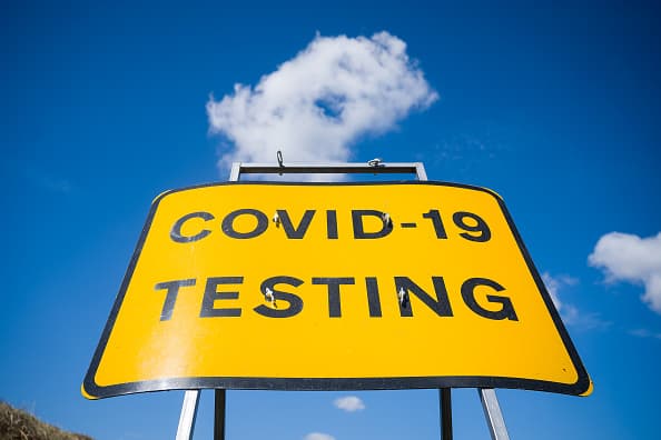 ¿Por qué algunas personas nunca presentan síntomas del covid-19? Cuatro posibles explicaciones