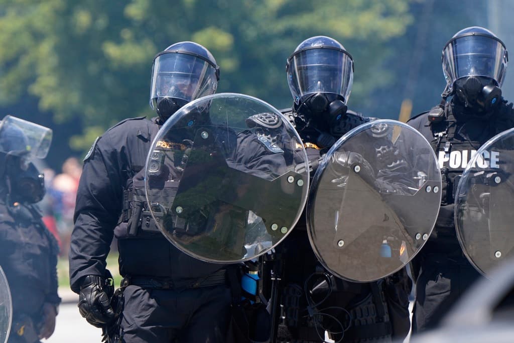 En Brookhaven, 
<b>se registraron al menos seis arrestos</b> durante el evento en Buford Highway.