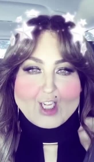 Thalía con unas libritas de más... pero eso sí, ¡siempre brillante!