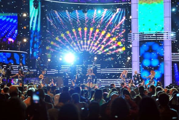 La salsa le dio mucho sabor a la 'party' de la 26 edición de Premio Lo Nuestro. ¡Estos famosos nos hicieron mover las caderas!