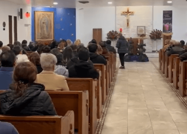 La 
<b>celebración eucarística</b> es muy importante en esta jornada para los fieles católicos.