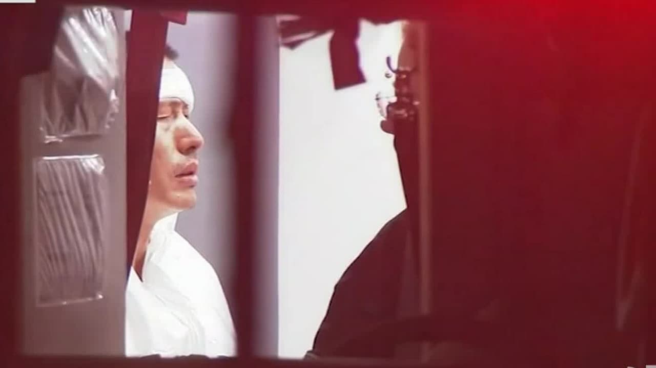 <b>Hombre mata a martillazos a una mujer y deja heridos a sus dos hijos: todo frente a un niño de 9 años</b>
<br>
<br>Un hombre mató a martillazos a su compañera de apartamento en Nueva York y dejó gravemente heridos a los hijos de la mujer. El agresor, que ya fue detenido y será sometido a exámenes psiquiátricos, cometió el crimen delante de su hijo de 9 años.