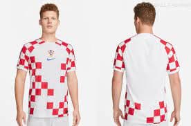 CROACIA, LOCAL. Las distintas marcas patrocinadoras se han lucido con los diseños para el Mundial Qatar 2022.