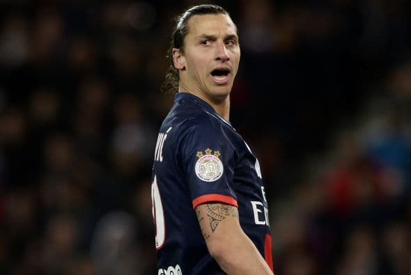 Zlatan Ibrahimovic gana $14.6 millones de euros, casi $20 millones de dólares.