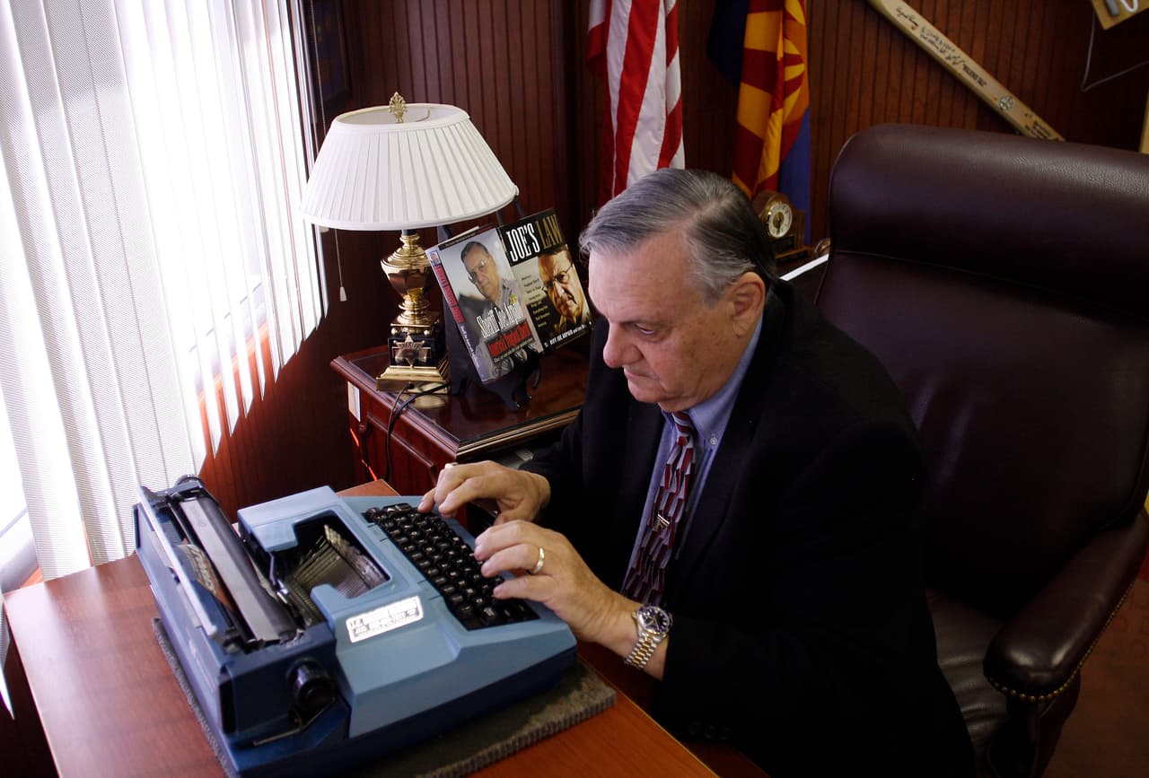 En sus inicios todavía se usaba la máquina de escribir