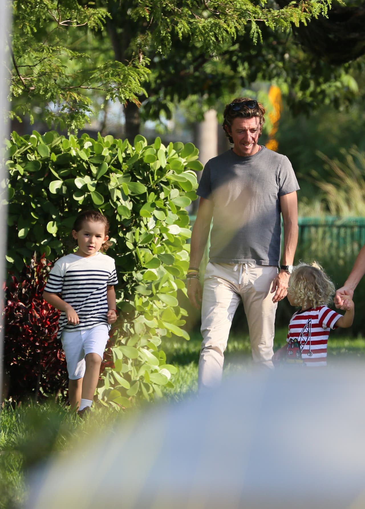 Se nota que Colate adora el tiempo que pasa con su vástago.