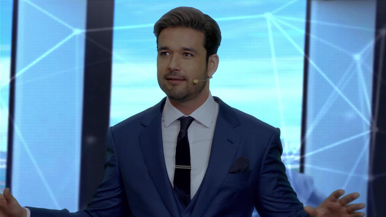 <b>Ricardo</b> notó el poder que está acumulando y presentó su proyecto: la ciudad del futuro, donde reafirmó ser un líder mundial.