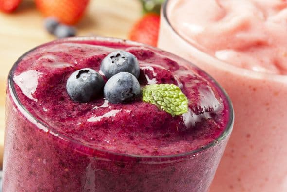 Smoothie de maní y arándanos. Pon en marcha esta receta que nos acercó Gana Ahn, representante del Consejo Nacional del Maní de Estados Unidos.