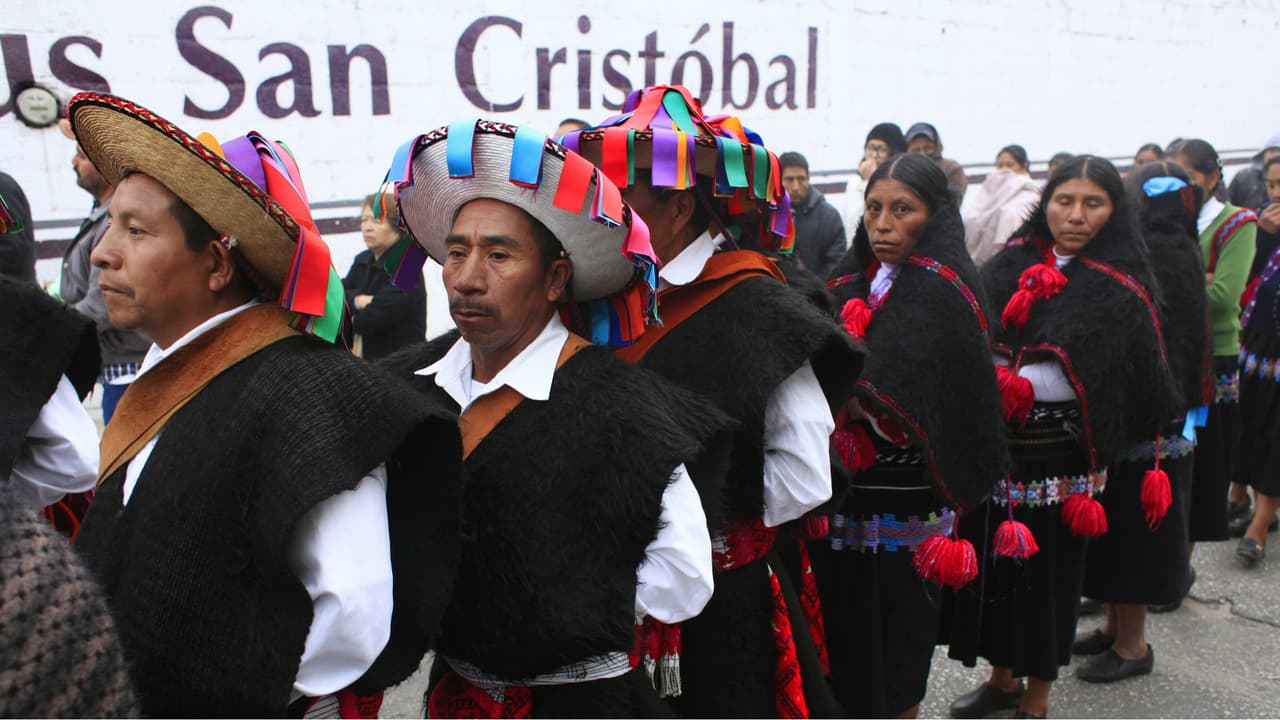 Más de 100 mil personas, en su mayoría de pueblos originarios, se congregaron para escuchar el mensaje del Papa Francisco.