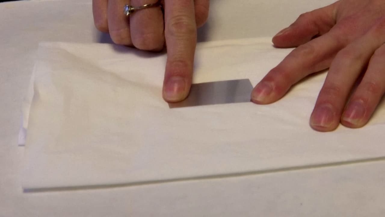 ¿Es posible detectar el cáncer de mama con tu huella dactilar? Una científica lo explica