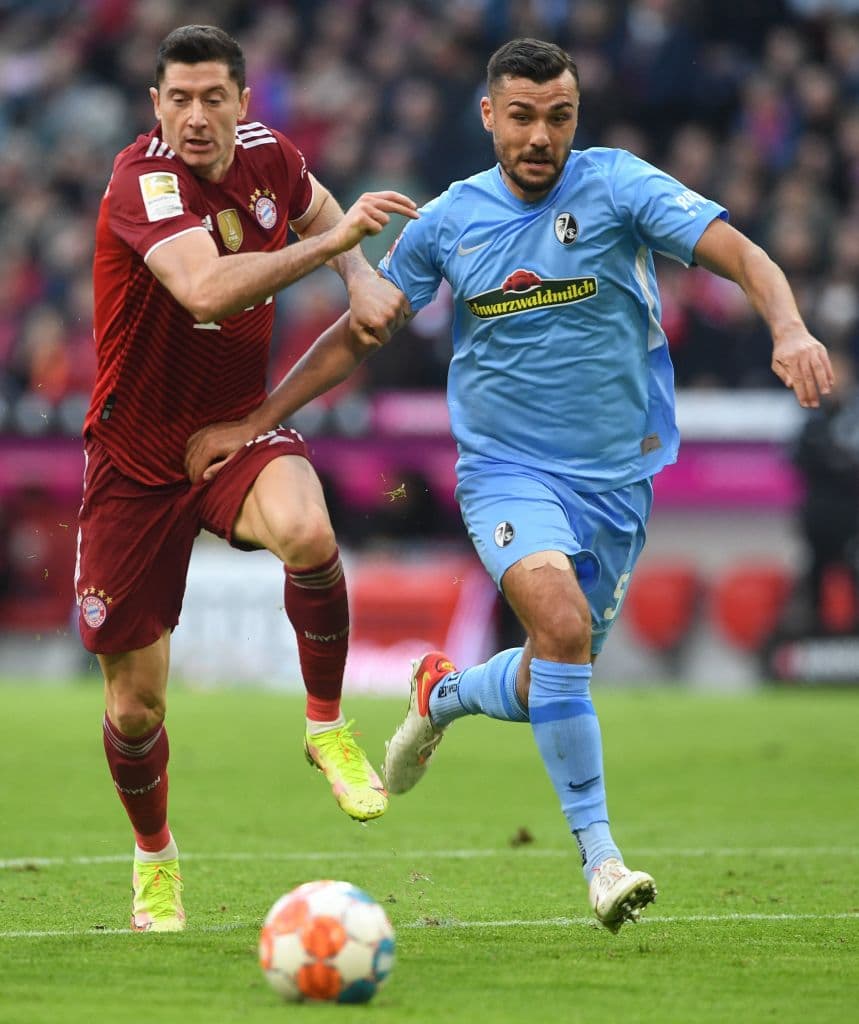 Robert Lewandowski es de otro planeta y continúa dándole puntos al Bayern