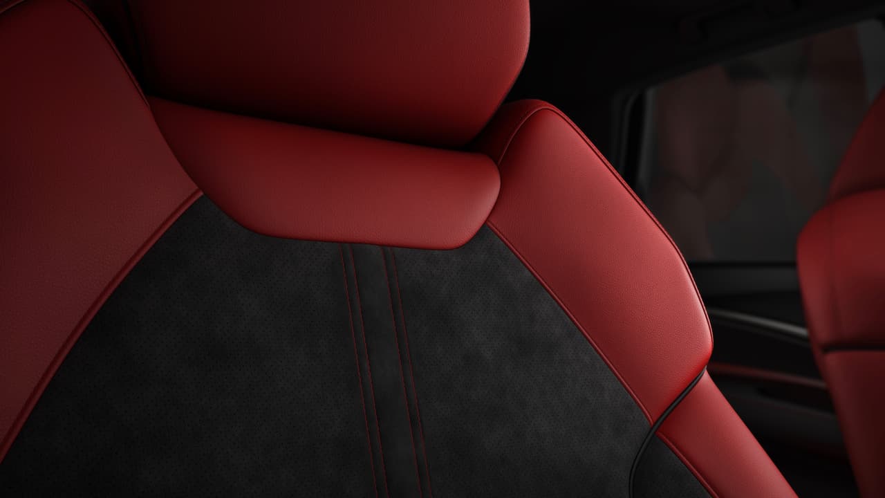 Los materiales y contrastes en la cabina de la Acura MDX A-Spec consiguen lograr un ambiente bastante acogedor.