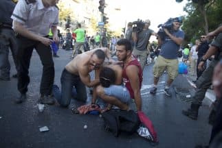 Un hombre apuñaló a seis personas que participaban en el desfile del orgullo gay de Jerusalén.