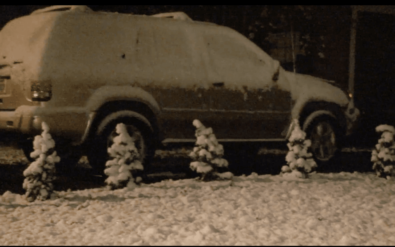 Así encontraron sus vehículos algunos residentes que debían salir temprano el viernes.
