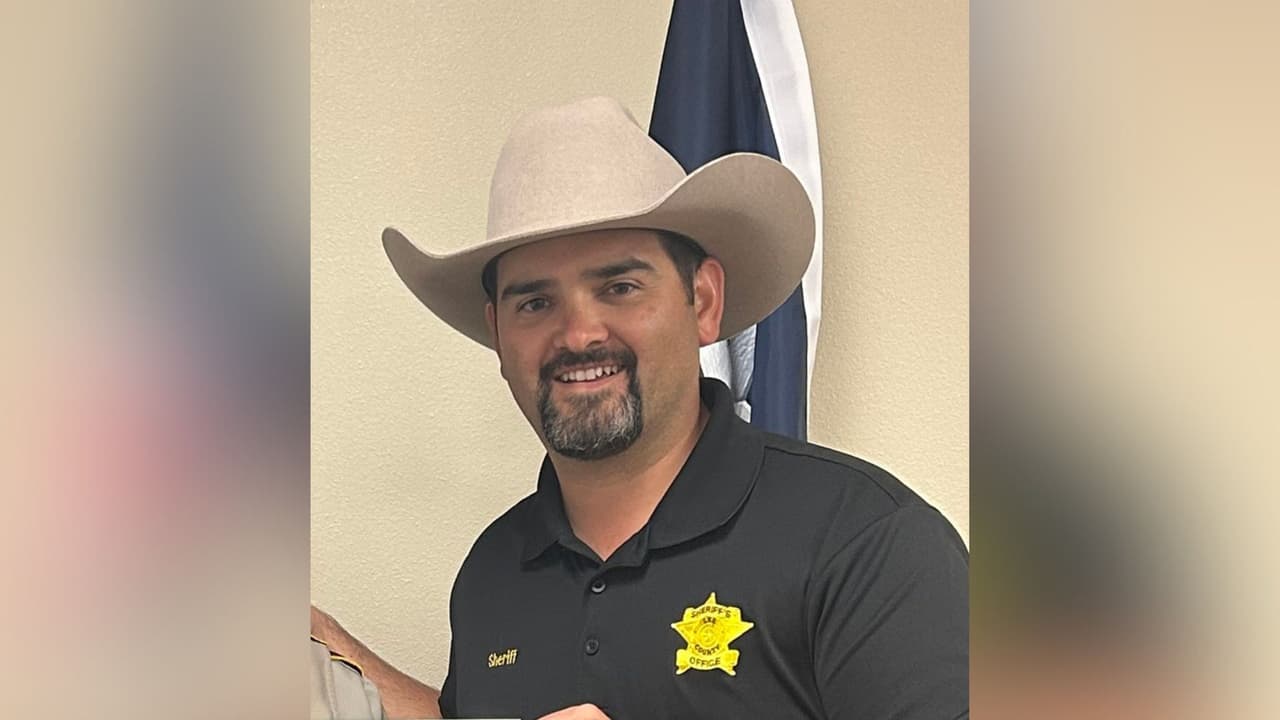 Sheriff del condado Lee es arrestado en Giddings por conducir en estado de ebriedad