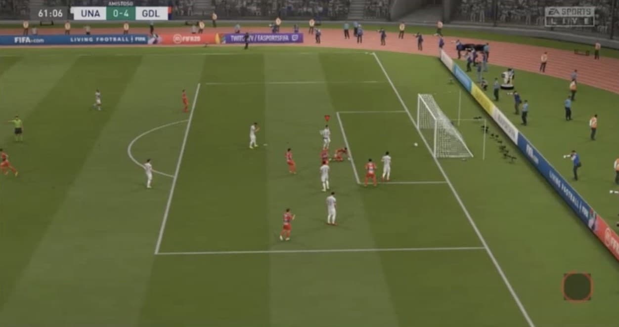 Los Pumas de Alejandro Zamudio vivieron una pesadilla en su debut luego de ser goleados 1-8 por las Chivas en Ciudad Universitaria.