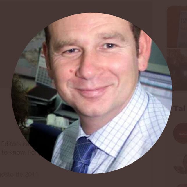 "Aunque el duque y la duquesa dicen que apoyan una prensa libre y todo lo que representa no hay escapatoria de sus acciones. 
<b><a href="https://www.univision.com/famosos/meghan-markle-y-el-principe-harry-advierten-demanda-contra-los-paparazzi-y-sus-patrocinadores-en-canada-fotos" target="_blank">Equivale a censura</a></b> y están dando un ejemplo desafortunado", dijo Ian Murray, director de la organización, citado por 
<b><a href="https://www.dailymail.co.uk/news/article-8235215/Harry-Meghan-announce-refuse-talk-four-UK-newspapers-groups.html" target="_blank">Daily Mail. </a></b>
<br>