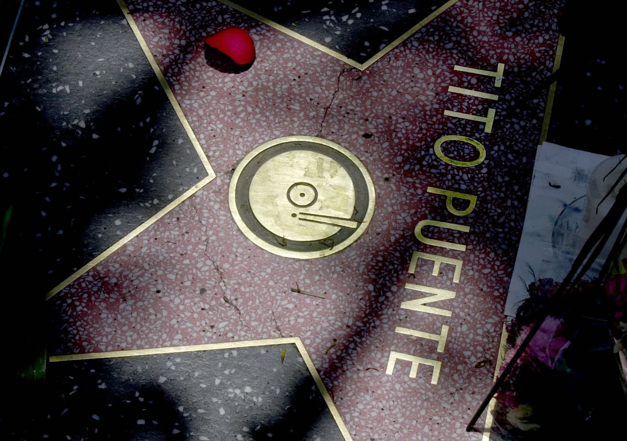 <b>Tito Puente</b>: el recordado músico de origen boricua falleció en el 2000 había recibido su estrella en el 1990.