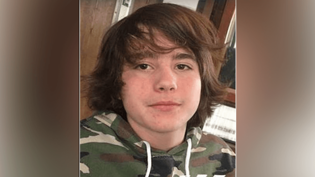 Policía busca a un adolescente desaparecido de Lincoln Illinois 