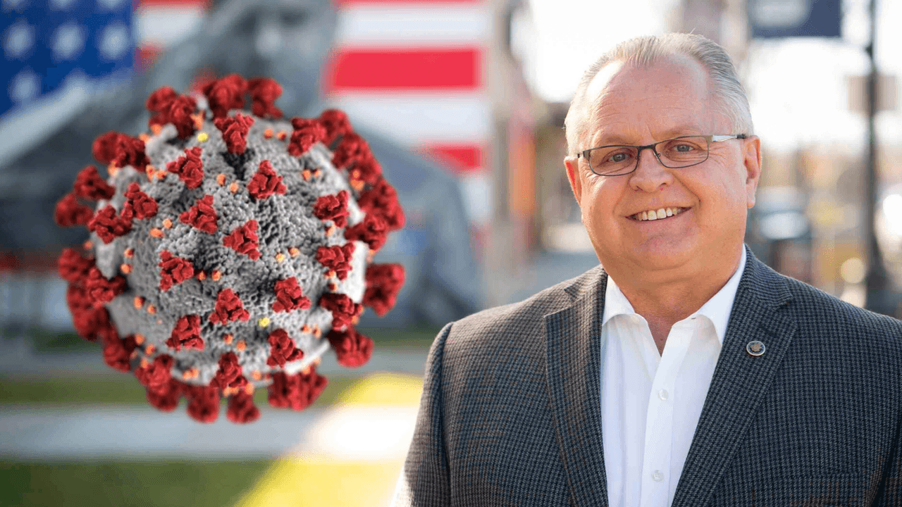 Hospitalizan al asambleísta Tom Lackey por complicaciones del coronavirus 