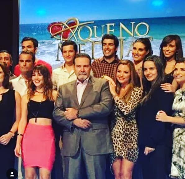 También lo vimos en la novela “A que no me dejas” donde compartió créditos con la guapa Camila Sodi.