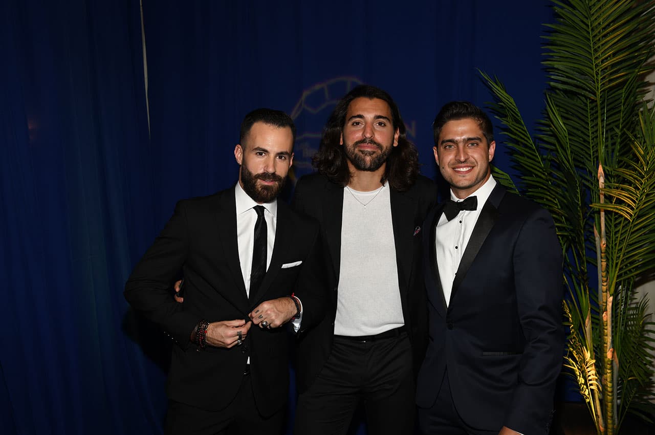 Los invitados especiales brillaron con luz propia en la alfombra azul del Balón de Oro 2019 de la Liga MX celebrado este sábado en Los Ángeles.