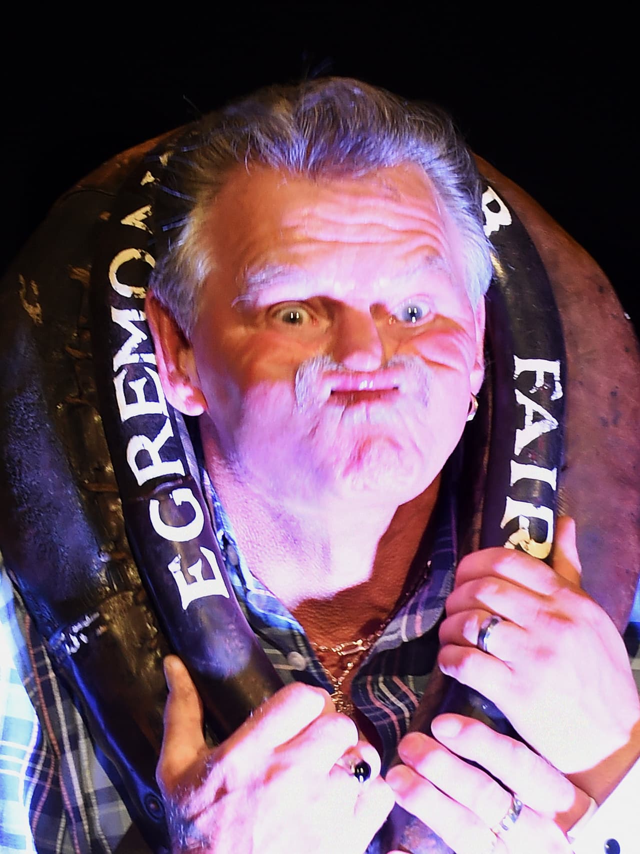 Son unos expertos modificando y tensando los músculos de su rostro.