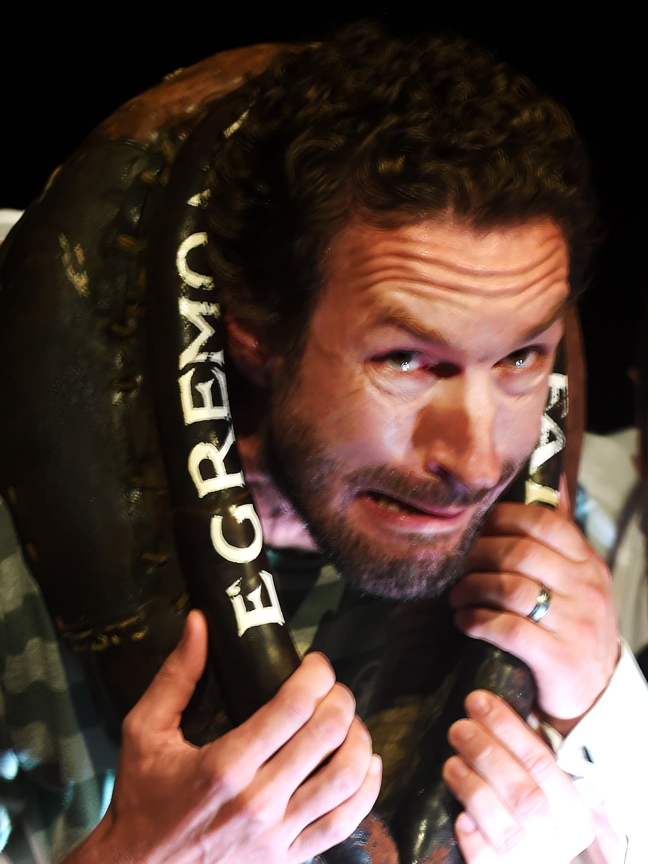 No están enojados, ¡así es su gesto!